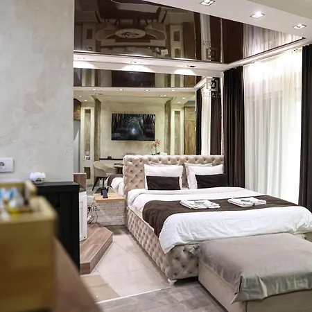 Design Grand Lux 4 Star 