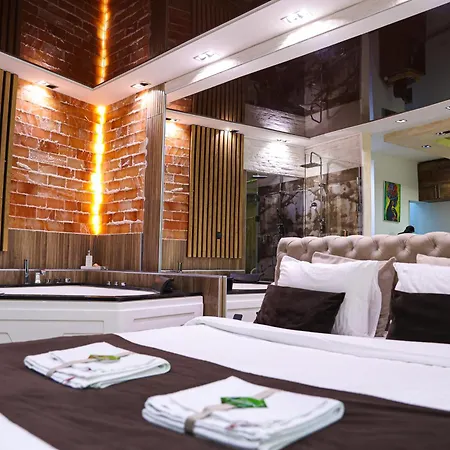 Design Grand Lux 4 Star 