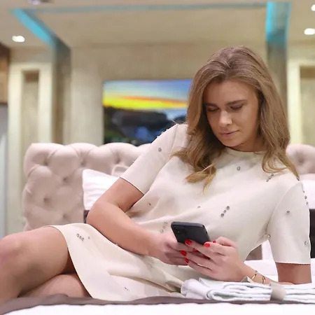 Design Grand Lux 4 Star 